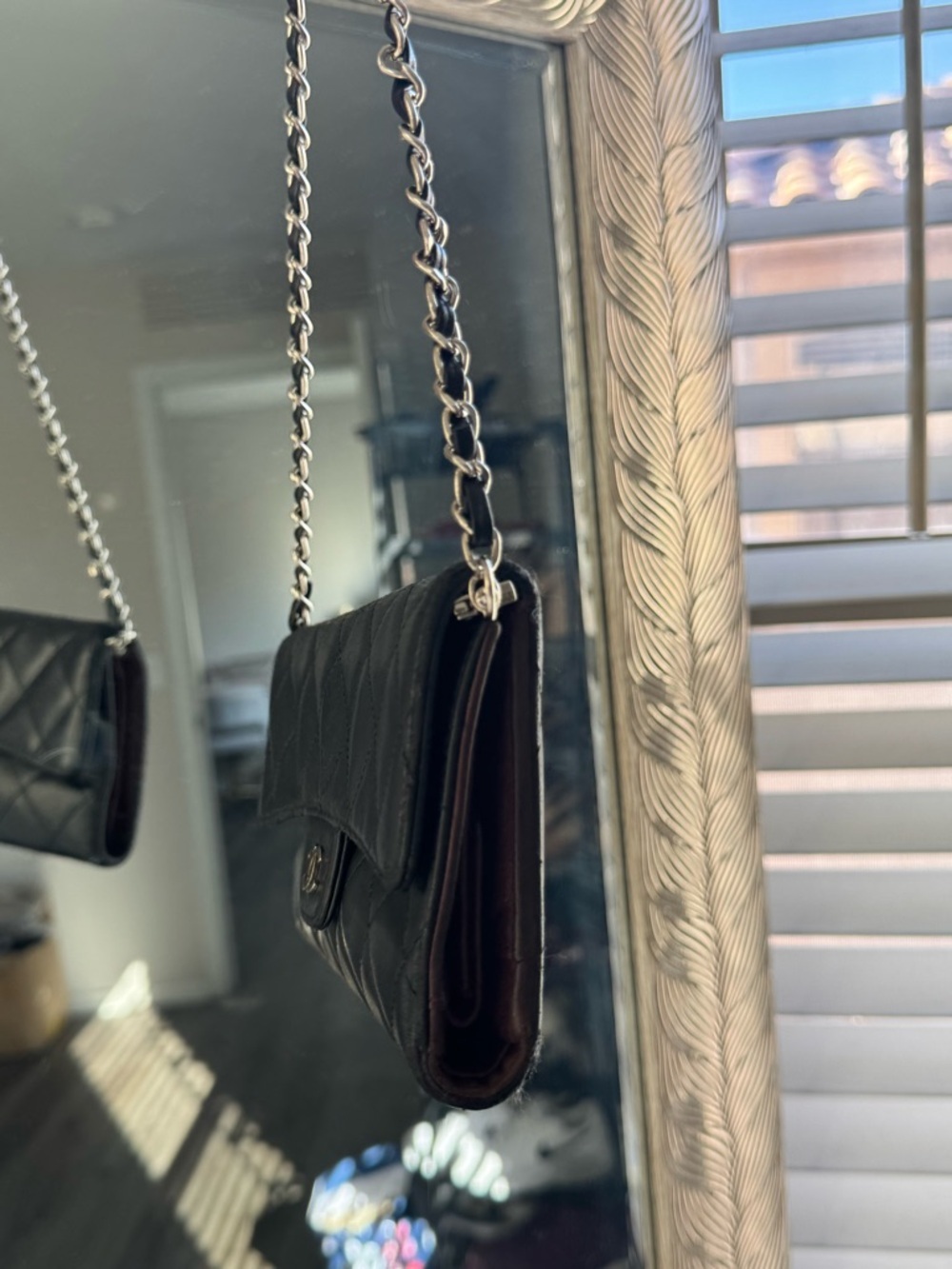 CHANEL Black Quilted Leather Chain Wallet Shoulder Bag with Silver Hardware - Picture 13 of 14